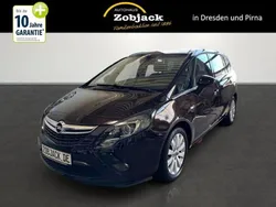 Braun Gebraucht 2016 Opel Zafira Tourer Van / Kleinbus | 12.990 € (Etwas zu teuer)