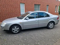 Silber Gebraucht 2002 Ford Mondeo Limousine | 1.200 € (Guter Preis)