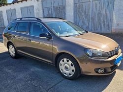 Braun Gebraucht 2012 VW Golf VII Style Kombi | 3.000 € (Guter Preis)