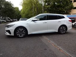 Weiß Gebraucht 2020 Kia Optima Hybrid Limousine | 15.500 € (Fairer Preis)