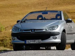 Silber Gebraucht 2001 Peugeot 206 CC Cabrio | 1.500 € (Guter Preis)