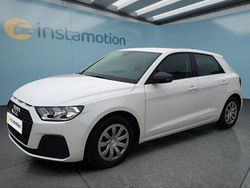 Weiß Gebraucht 2023 Audi A1 Sportback Kleinwagen | 19.949 € (Fairer Preis)