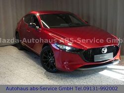 Rot Neu 2025 Mazda 3 Homura-Line Limousine | 27.985 €