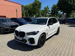 Alpinweiss iii Gebraucht 2022 BMW X5 M Sport SUV | 64.399 € (Fairer Preis)
