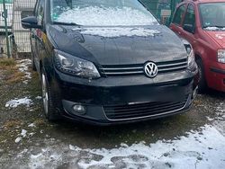 Schwarz Gebraucht 2014 VW Touran Life Van / Kleinbus | 7.600 € (Superpreis)