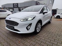 Frostweiß Gebraucht 2021 Ford Fiesta Titanium Kleinwagen | 16.490 € (Etwas zu teuer)