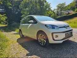 Weiß Gebraucht 2017 VW up! Sound Kleinwagen | 8.300 € (Guter Preis)