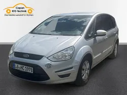 Silber Gebraucht 2010 Ford S-MAX Titanium Van / Kleinbus | 5.800 € (Fairer Preis)