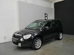 Schwarz Gebraucht 2010 Skoda Yeti Plus Edition SUV | 9.990 € (Etwas zu teuer)