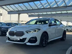 Alpinweiss (metallic) Gebraucht 2024 BMW 218 Comfort Edition Coupé | 30.750 € (Superpreis)