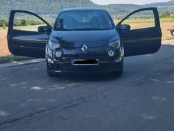 Schwarz Gebraucht 2013 Renault Twingo Kleinwagen | 5.200 €