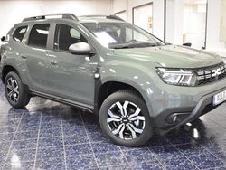 Lichen kaki Gebraucht 2024 Dacia Duster Journey SUV | 29.670 € (Etwas zu teuer)