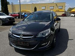 Schwarz Gebraucht 2013 Opel Astra Sport Kombi | 7.000 € (Etwas zu teuer)