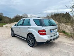 Mercedes ML320
