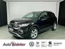 Deep black perleffekt Gebraucht 2022 VW T-Cross Style SUV | 31.990 €