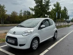 Weiß Gebraucht 2010 Citroën C1 Kleinwagen | 1.550 € (Fairer Preis)