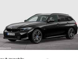 Schwarz Gebraucht 2022 BMW 330e Shadowline Kombi | 38.490 € (Etwas zu teuer)