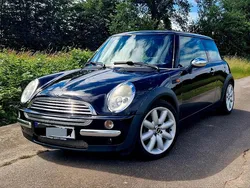 Schwarz Gebraucht 2003 Mini ONE Kleinwagen | 2.300 € (Etwas zu teuer)