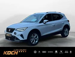 "nevada" weiss Gebraucht 2025 Seat Arona FR SUV | 23.230 € (Fairer Preis)