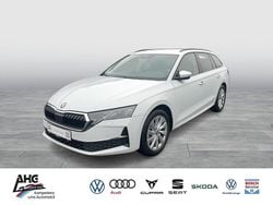 Moonweiß perleffekt Gebraucht 2025 Skoda Octavia Selection Kombi | 28.749 € (Superpreis)