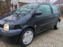 Schwarz Gebraucht 2005 Renault Twingo Kleinwagen | 2.100 €