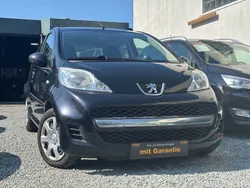 Schwarz Gebraucht 2010 Peugeot 107 Kleinwagen | 3.290 € (Etwas zu teuer)