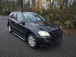 Schwarz Gebraucht 2006 Mercedes ML280 SUV | 3.850 € (Superpreis)