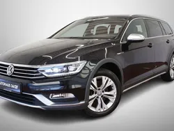 Deep black perleffekt Gebraucht 2018 VW Passat Alltrack Kombi | 24.990 € (Fairer Preis)