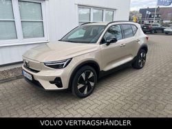 Beige Gebraucht 2024 Volvo EX40 Plus SUV | 54.890 € (Teuer)