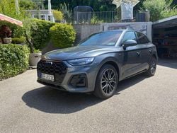 Grau Gebraucht 2023 Audi Q5 Sport SUV | 47.000 € (Teuer)
