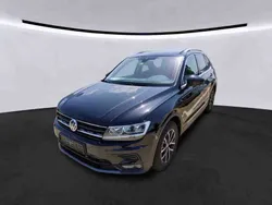 Schwarz Gebraucht 2020 VW Tiguan SUV | 26.490 € (Fairer Preis)