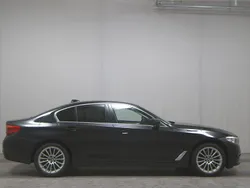 Schwarz Gebraucht 2019 BMW 520 Performance Limousine | 26.980 € (Superpreis)