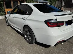 Weiß Gebraucht 2016 BMW 330 M Sport Limousine | 20.500 € (Fairer Preis)