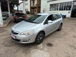 Silber Gebraucht 2012 Opel Astra Kombi | 2.999 € (Guter Preis)