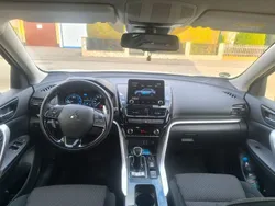 Weiß Gebraucht 2021 Mitsubishi Eclipse Cross Basis SUV | 20.550 € (Superpreis)