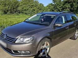 Beige Gebraucht 2011 VW Passat Highline Kombi | 9.000 € (Fairer Preis)
