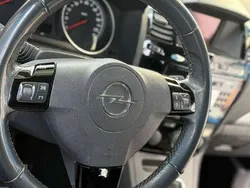 Silber Gebraucht 2010 Opel Zafira Edition Van / Kleinbus | 3.000 € (Fairer Preis)