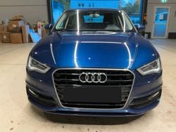 Blau Gebraucht 2014 Audi A3 Ambition Limousine | 12.499 € (Etwas zu teuer)