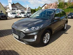 Grau Gebraucht 2022 Ford Kuga Titanium SUV | 26.890 € (Fairer Preis)