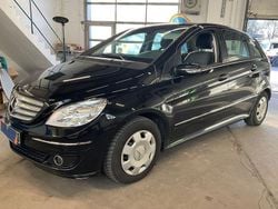 Schwarz Gebraucht 2008 Mercedes B150 Van / Kleinbus | 4.999 € (Guter Preis)