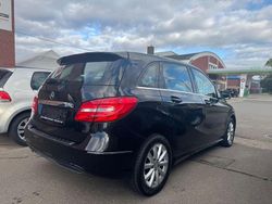 Schwarz Gebraucht 2011 Mercedes B180 Van / Kleinbus | 8.990 € (Fairer Preis)
