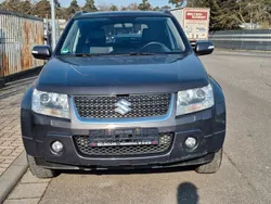 Braun Gebraucht 2012 Suzuki Grand Vitara SUV | 2.990 € (Fairer Preis)