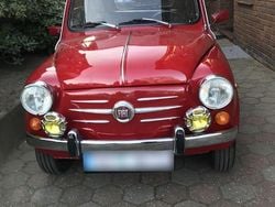 Rot Gebraucht 1973 Fiat 600 Kleinwagen | 9.950 €