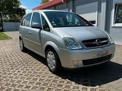 Silber Gebraucht 2003 Opel Meriva Van / Kleinbus | 600 € (Guter Preis)