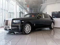 Schwarz Gebraucht 2022 Rolls Royce Phantom Limousine | 608.800 €