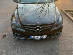 Schwarz Gebraucht 2009 Mercedes E350 Coupé | 12.500 € (Fairer Preis)