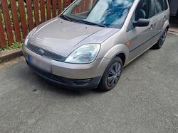 Gold Gebraucht 2003 Ford Fiesta Kleinwagen | 1.200 € (Fairer Preis)