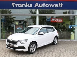 Weiß Gebraucht 2020 Skoda Kamiq Style SUV | 20.990 € (Etwas zu teuer)