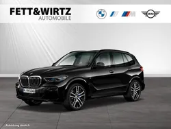 Black sapphire metallic Gebraucht 2023 BMW X5 M Sport SUV | 69.490 € (Superpreis)
