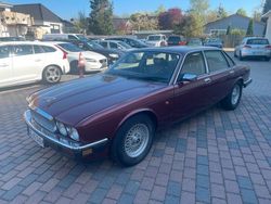 Rot Gebraucht 1993 Jaguar XJ40 Limousine | 7.480 €